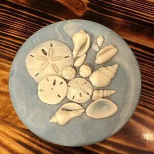 Seashell‎ inlay soapstone trinket box
